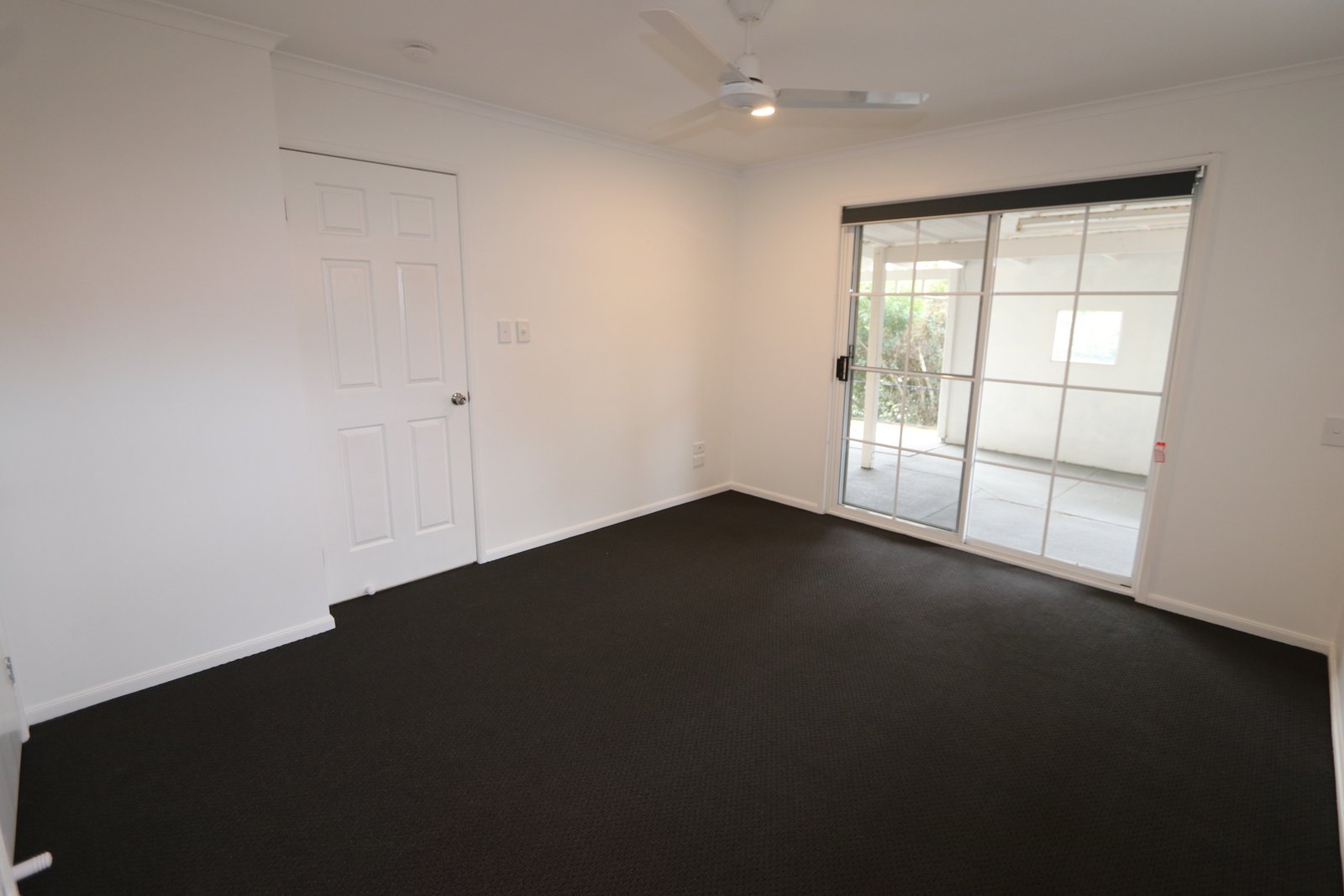 2/2 Tara Terrace CARRARA 15