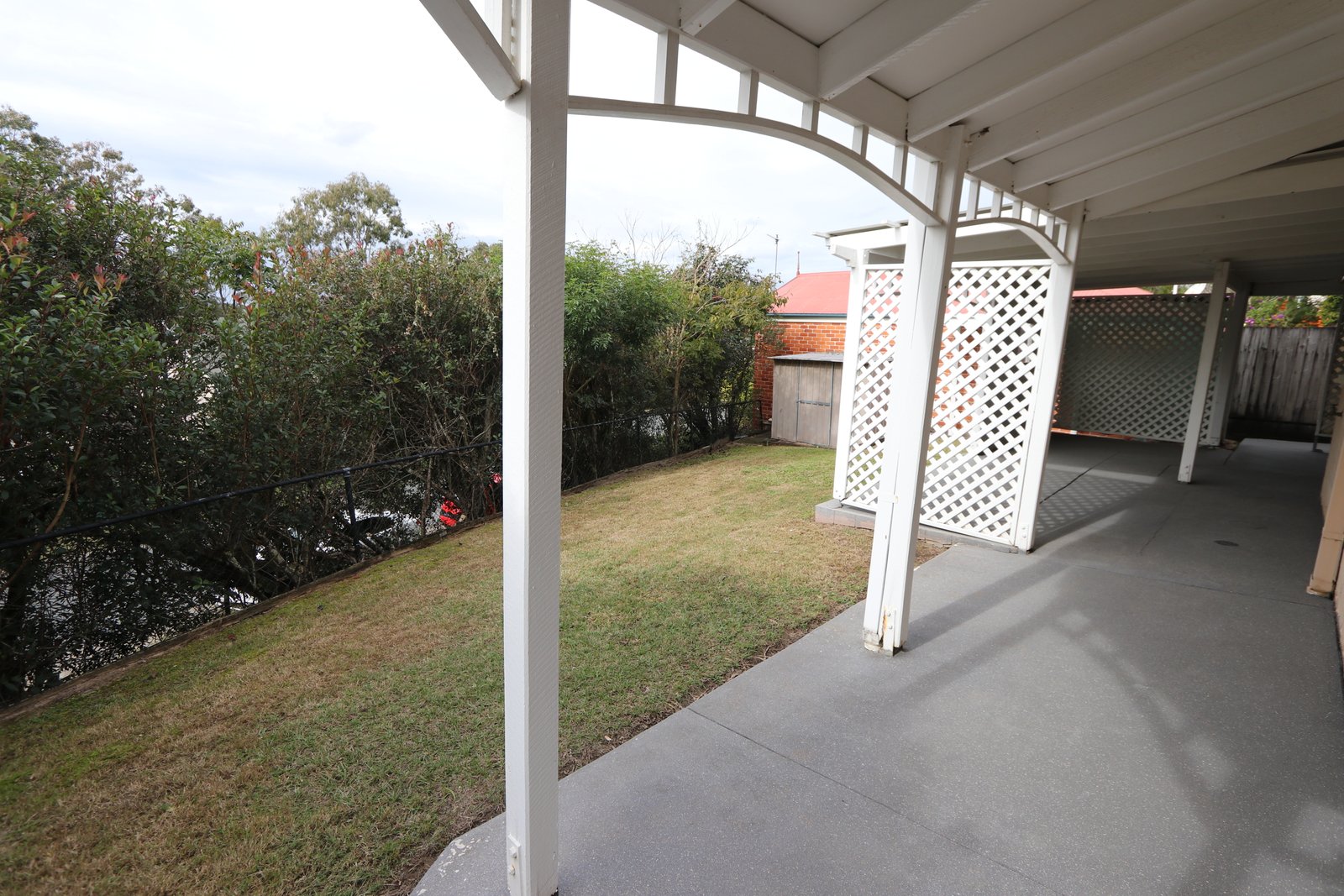 2/2 Tara Terrace CARRARA 17