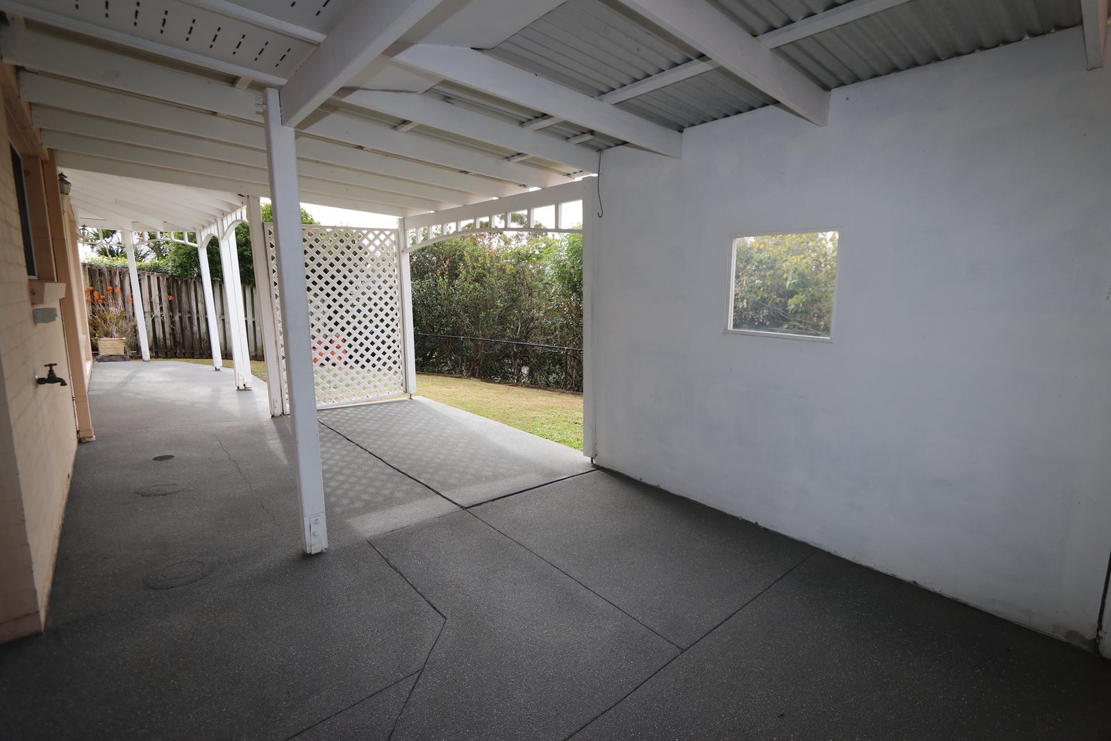 2/2 Tara Terrace CARRARA 20