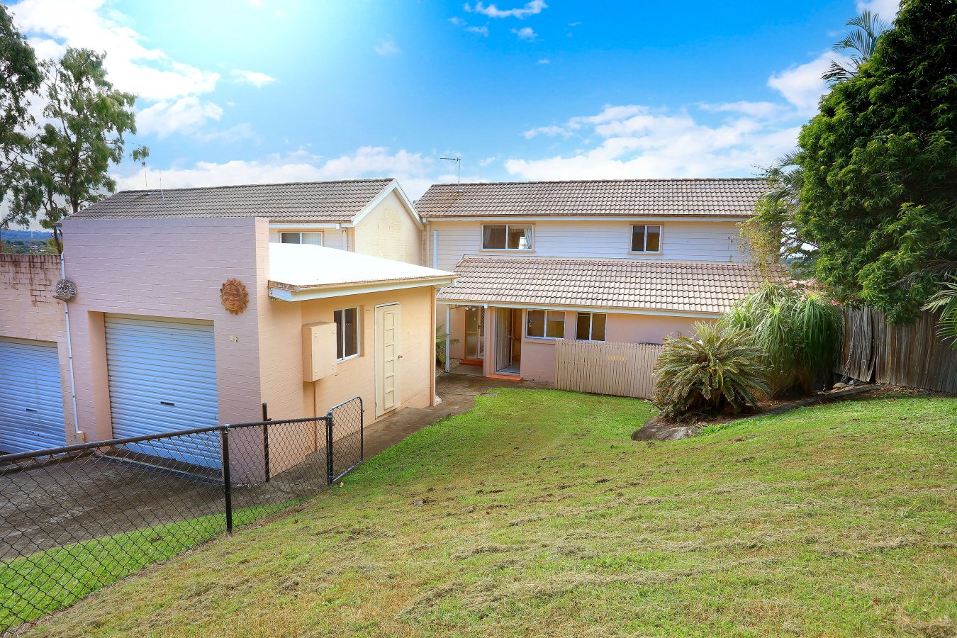 2/2 Tara Terrace CARRARA 1