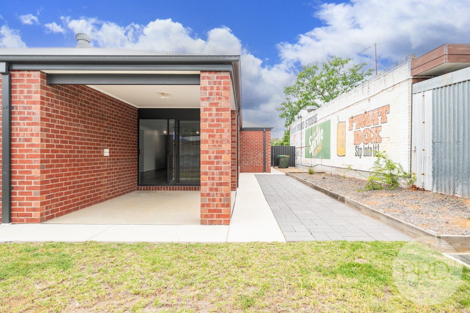 22 Tarakan Avenue ASHMONT 13