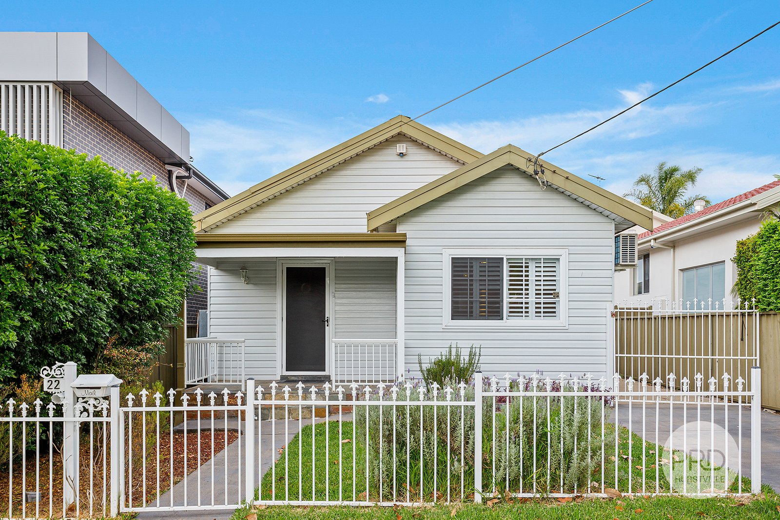 22 Tavistock Road SOUTH HURSTVILLE 1