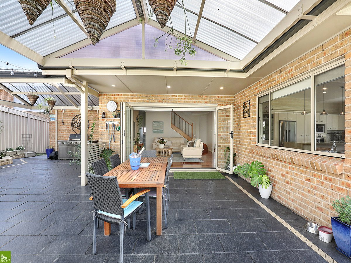 22 Theatre Terrace KANAHOOKA 11