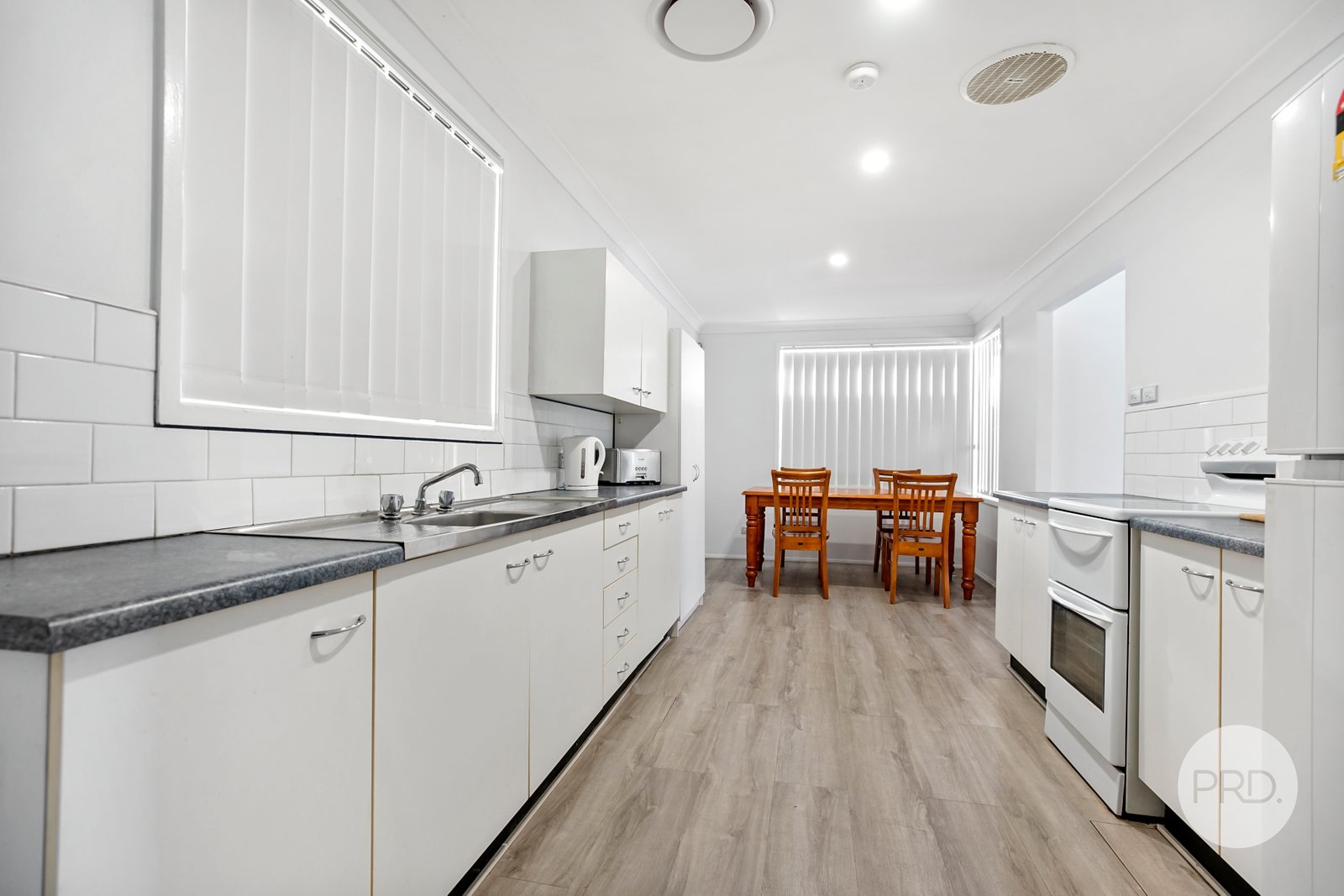 22 Timaru Grove SOUTH PENRITH 3