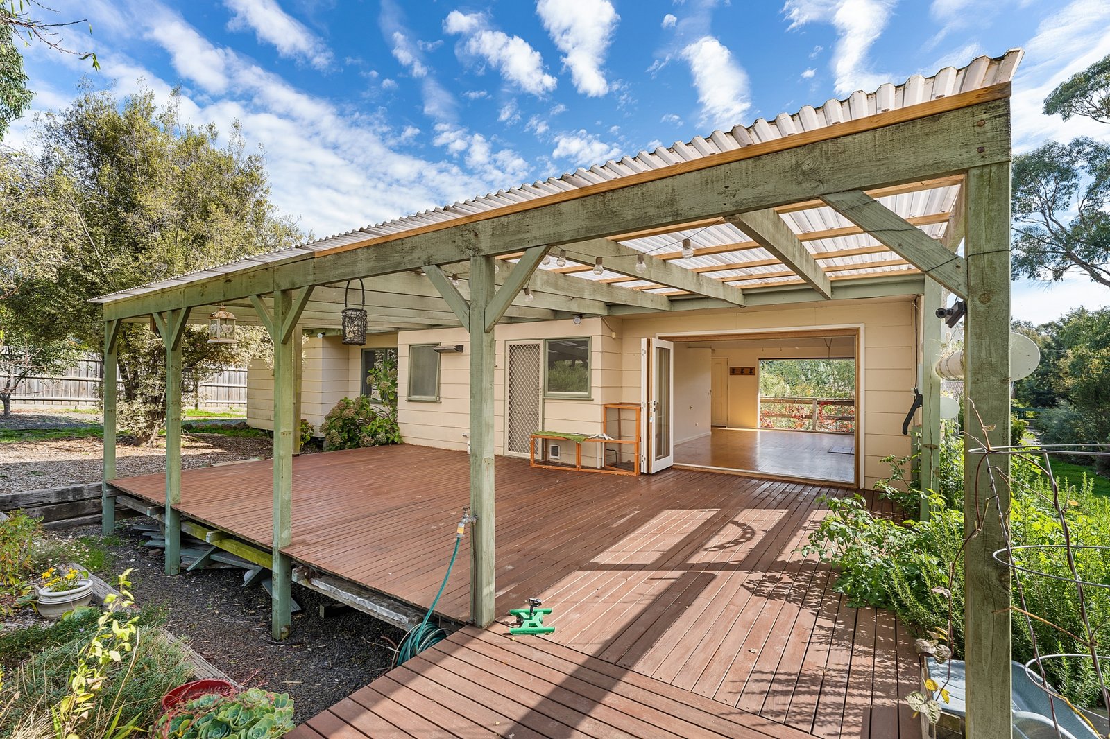 Real Estate and Property in 22 Timber Lane, Woodend, VIC