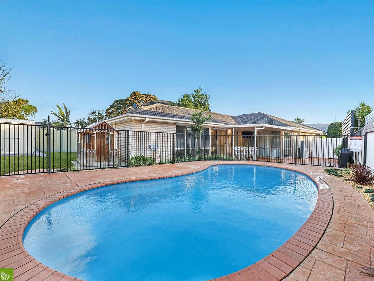 22 Timms Place HORSLEY 1