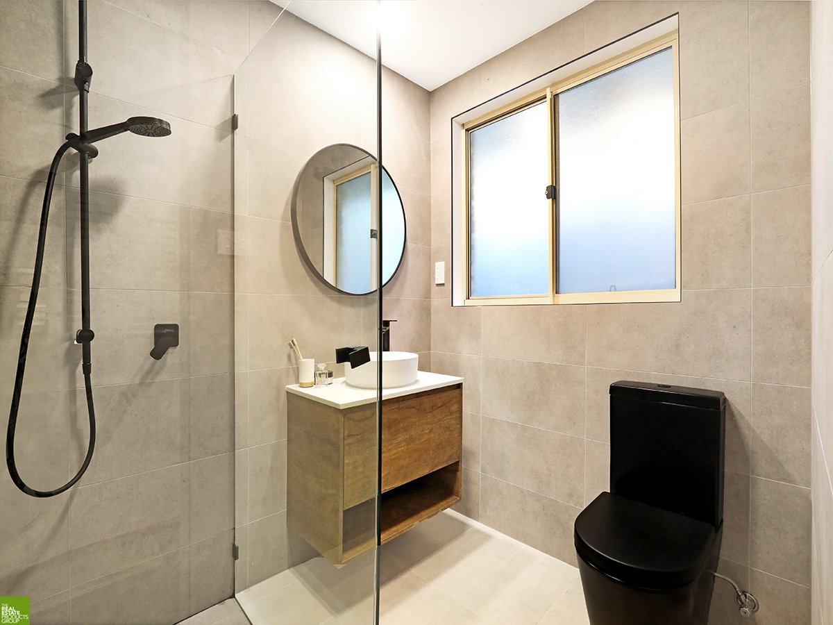 22 Timms Place HORSLEY 6