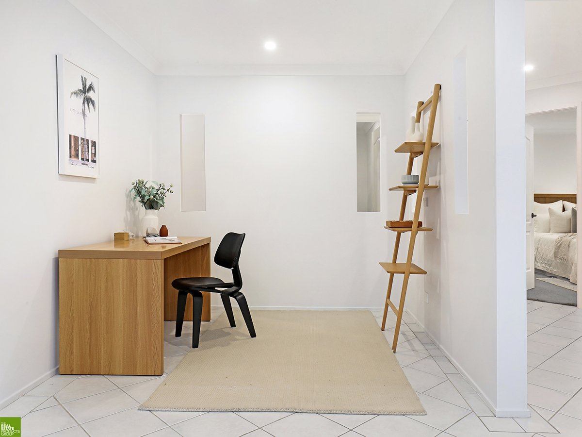 22 Timms Place HORSLEY 12