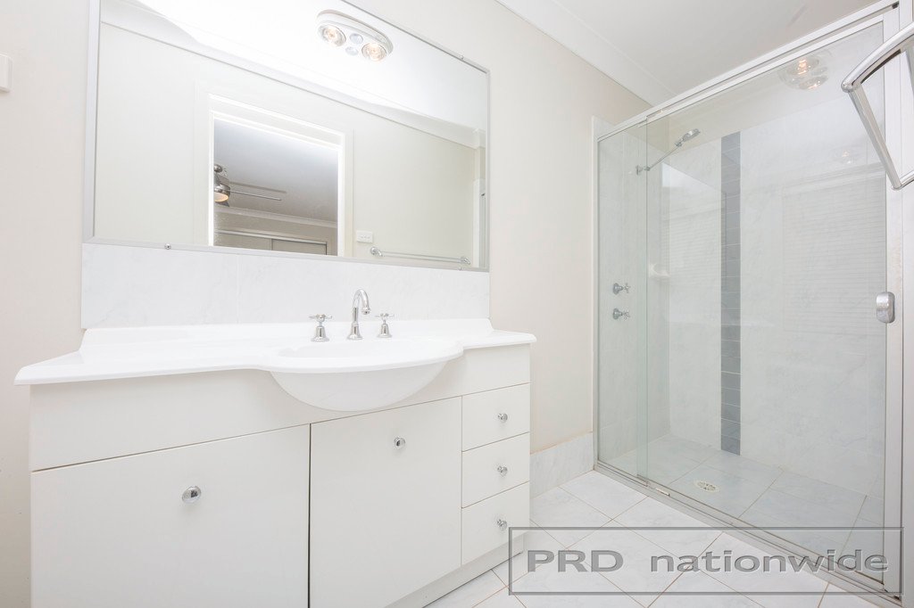 2/2 Tipperary Drive ASHTONFIELD 7