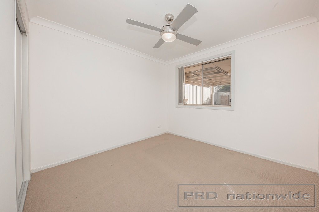 2/2 Tipperary Drive ASHTONFIELD 8