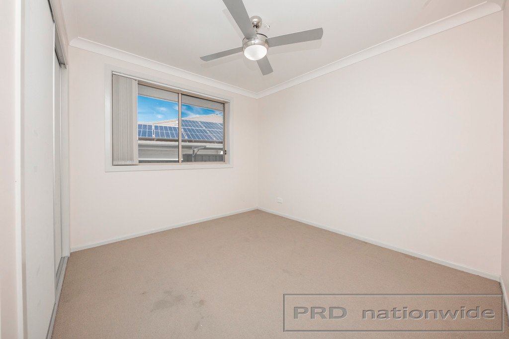 2/2 Tipperary Drive ASHTONFIELD 9