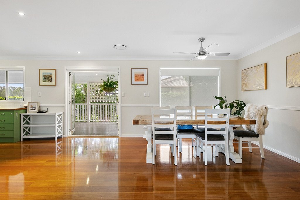 22 Tipuana Drive ELANORA 5