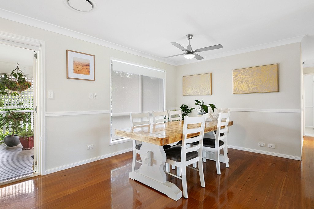 22 Tipuana Drive ELANORA 9