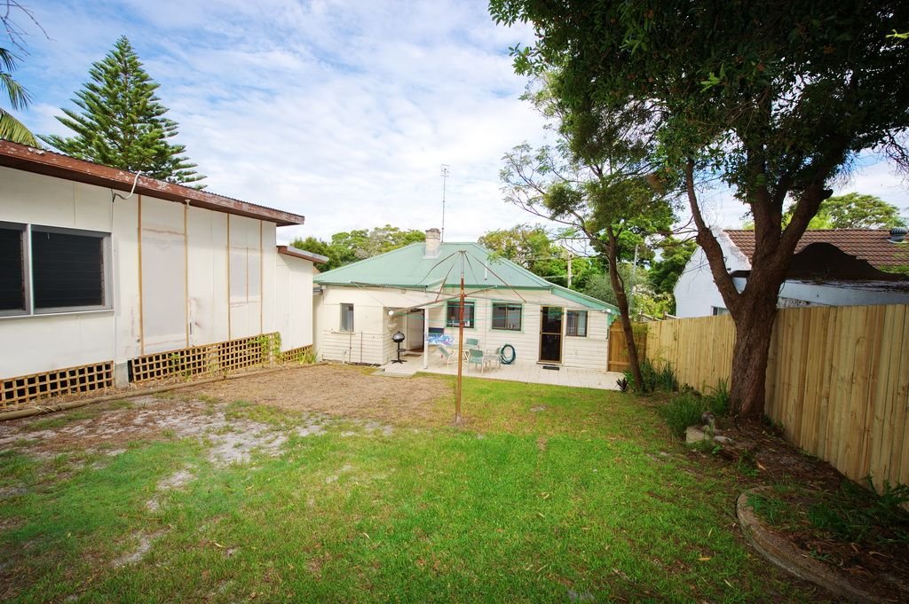 22 Tomaree Road SHOAL BAY 7