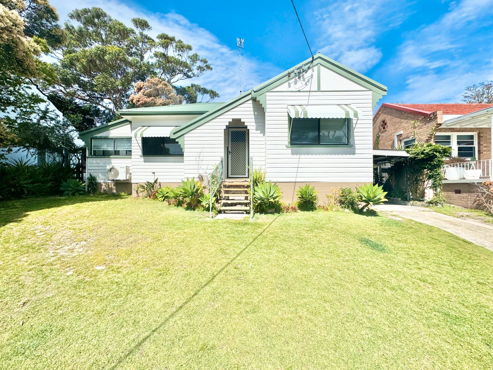 22 Tomaree Road, SHOAL BAY NSW 2315