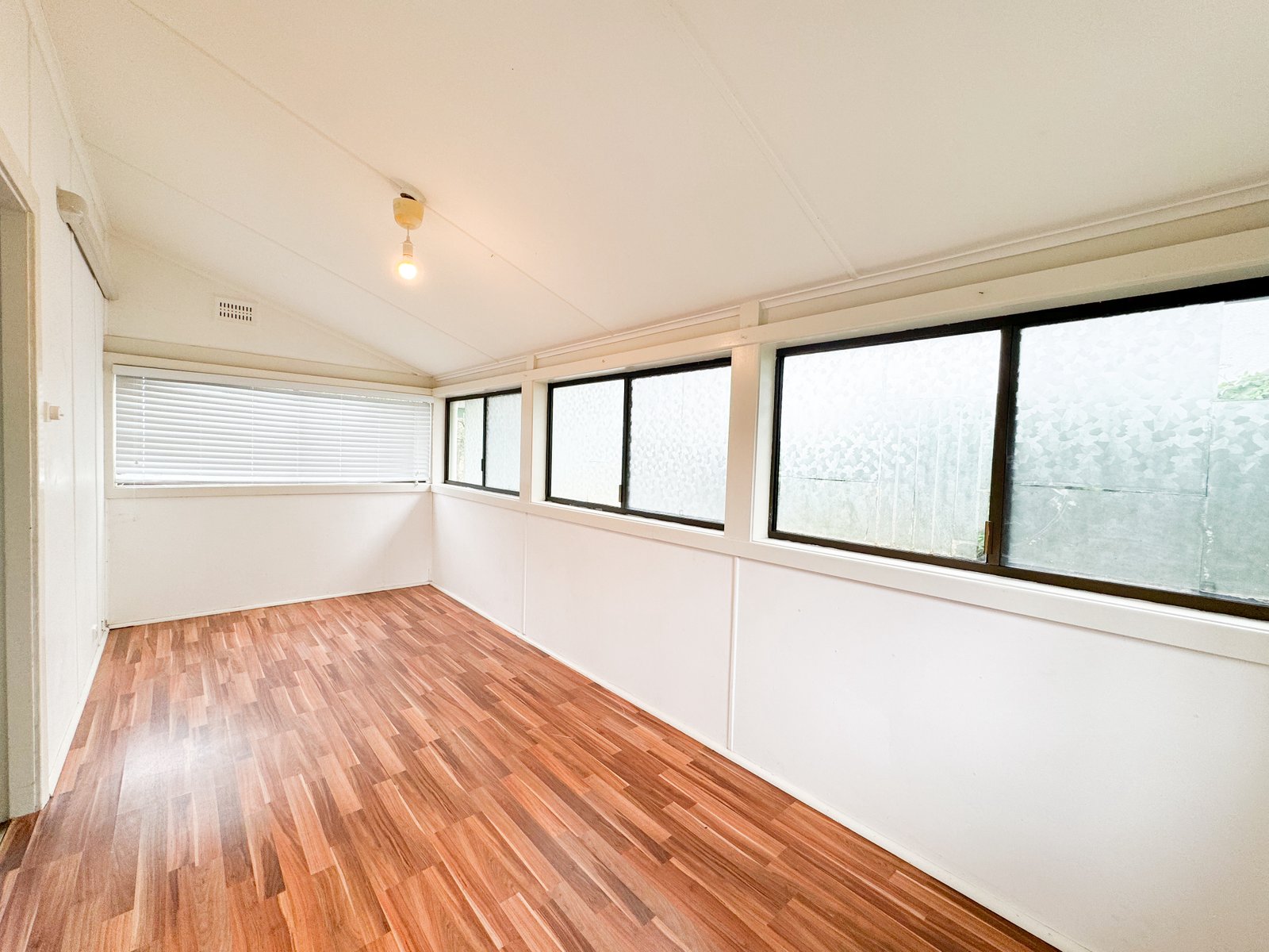 22 Tomaree Road SHOAL BAY 10