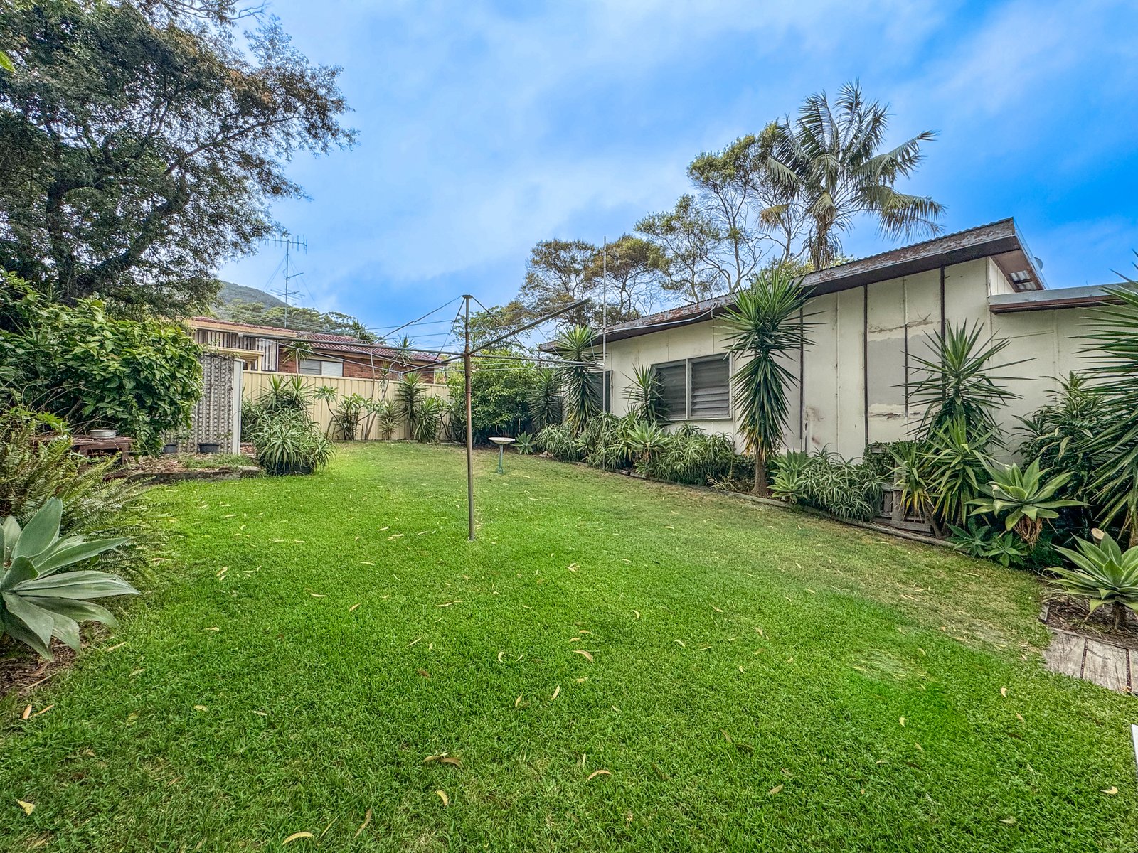 22 Tomaree Road SHOAL BAY 11
