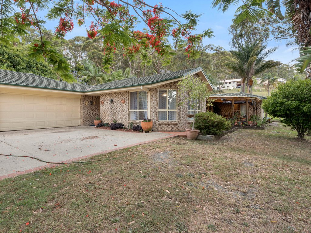 22 Topaz Drive EMERALD BEACH 12