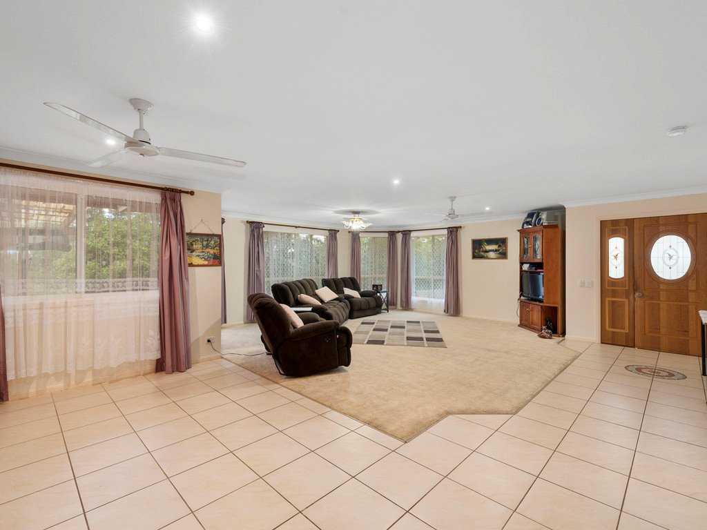 22 Topaz Drive EMERALD BEACH 13