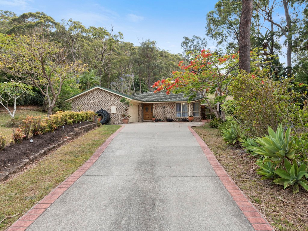22 Topaz Drive EMERALD BEACH 19