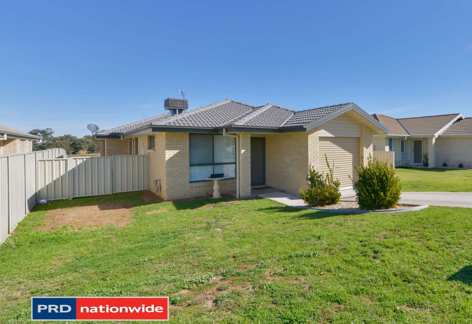 22 Tulipwood Crescent TAMWORTH 1