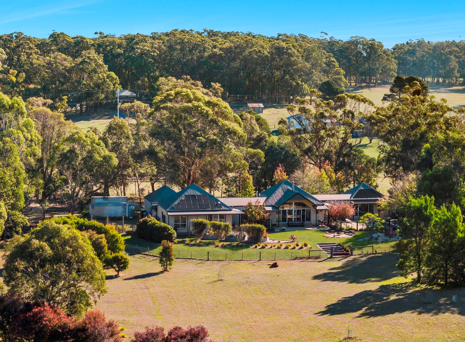 Real Estate and Property in 22 Tweddle Lane, Woodend, VIC