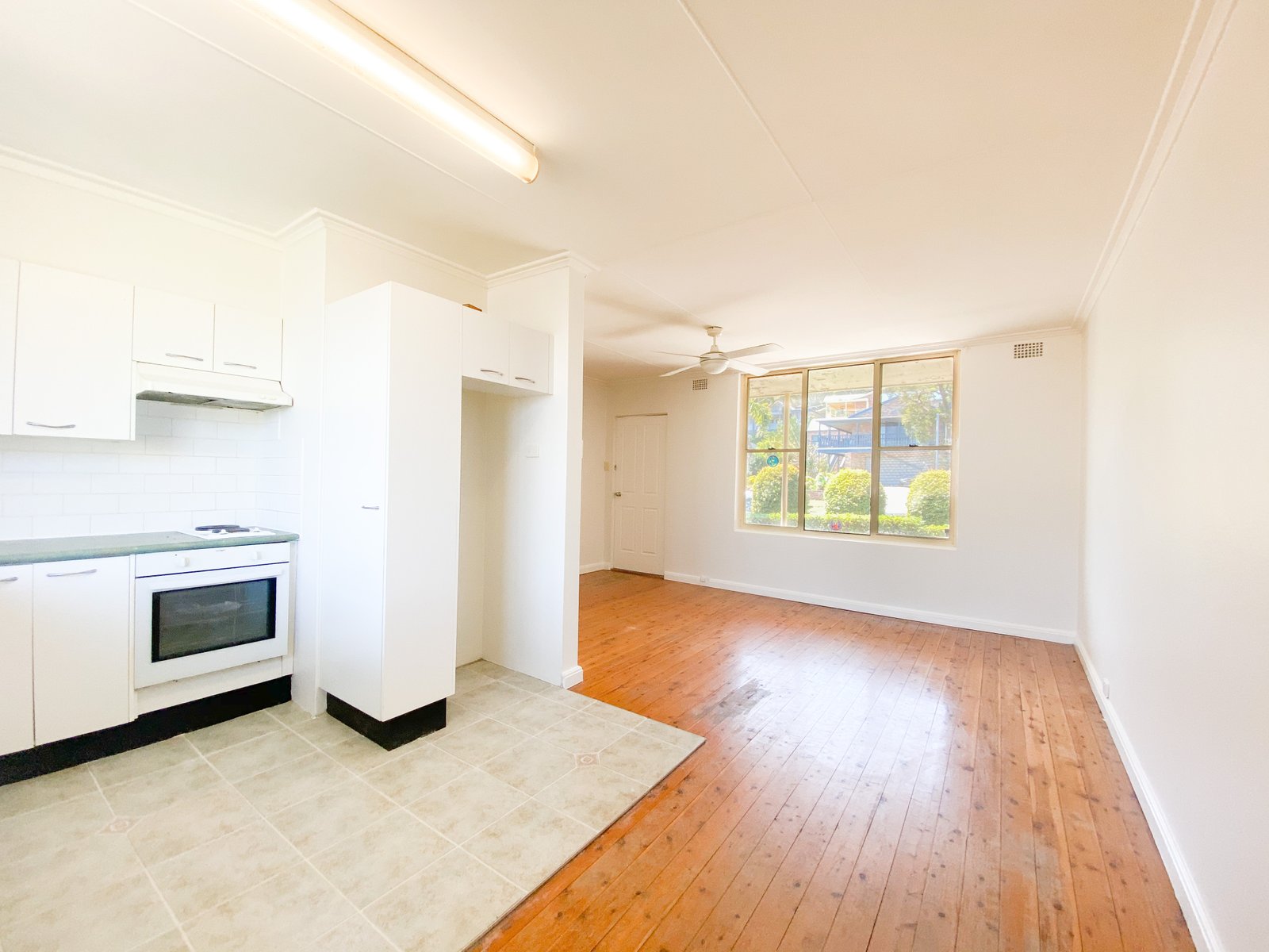 2/2 Victor Parade SHOAL BAY 3