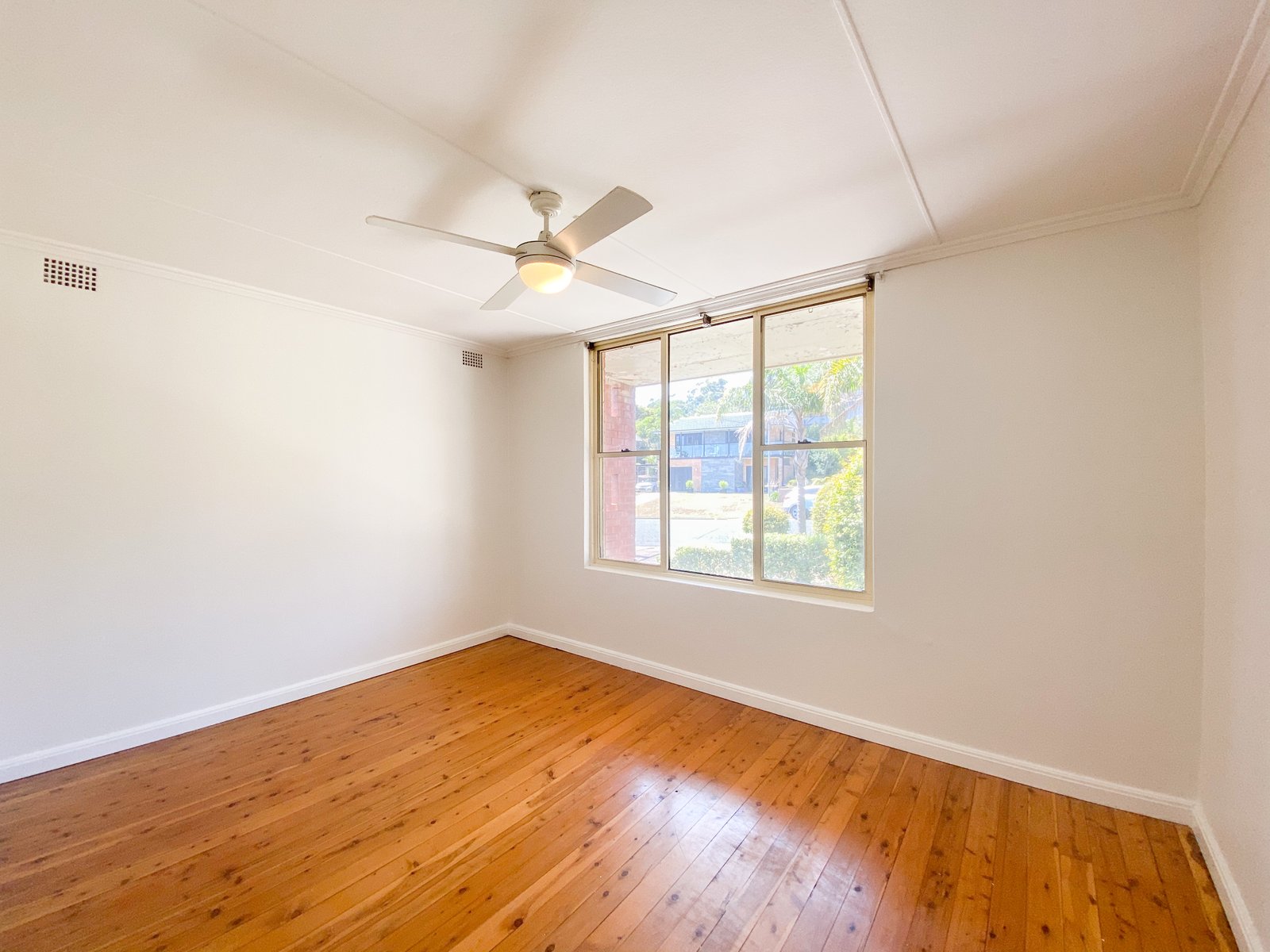 2/2 Victor Parade SHOAL BAY 7