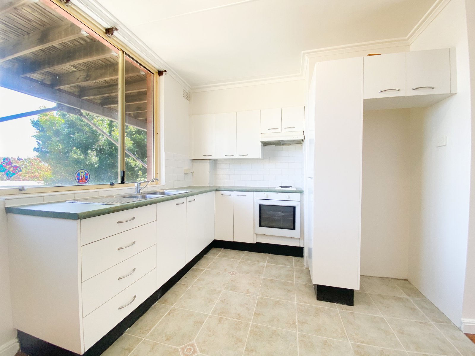 2/2 Victor Parade SHOAL BAY 2