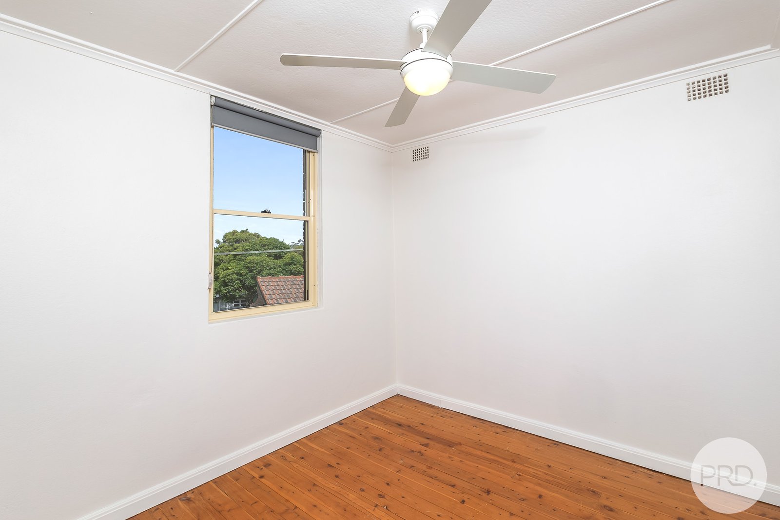 2/2 Victor Parade SHOAL BAY 7