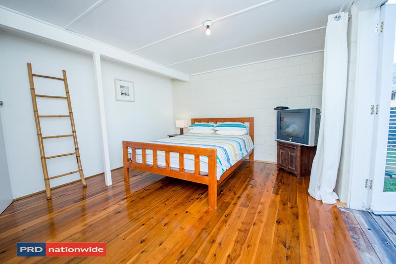 22 Victor Parade SHOAL BAY 10