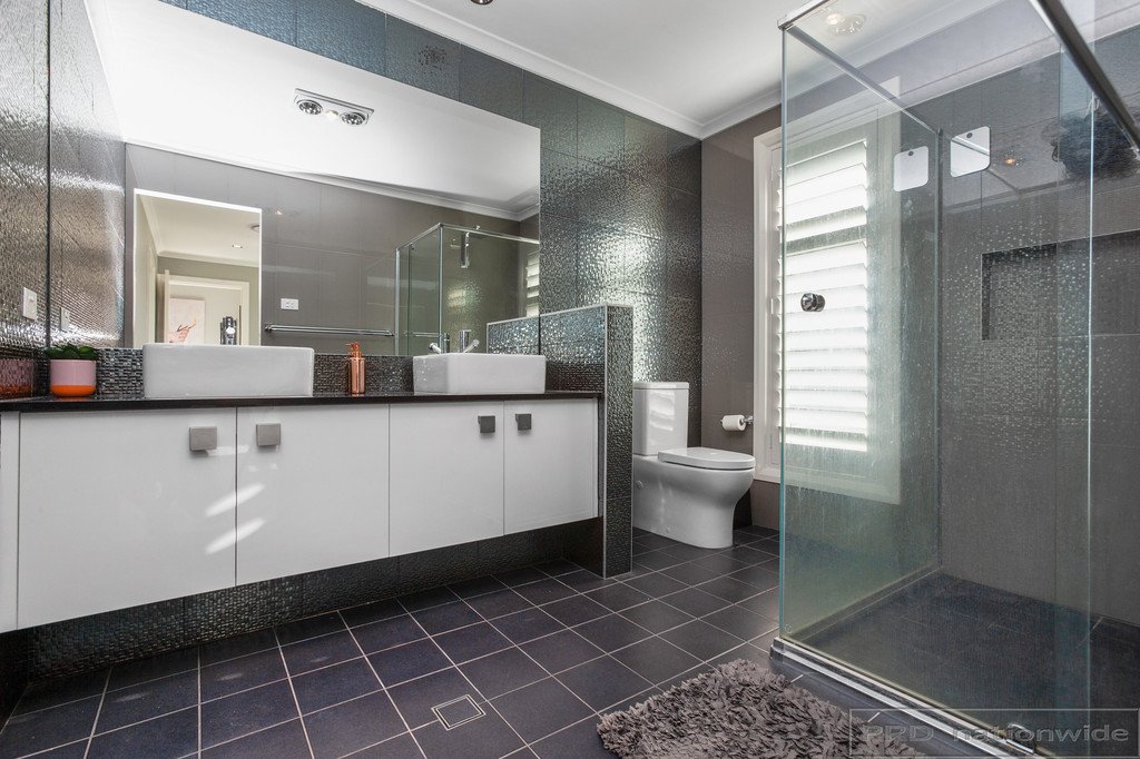22 Vine Street CHISHOLM 10