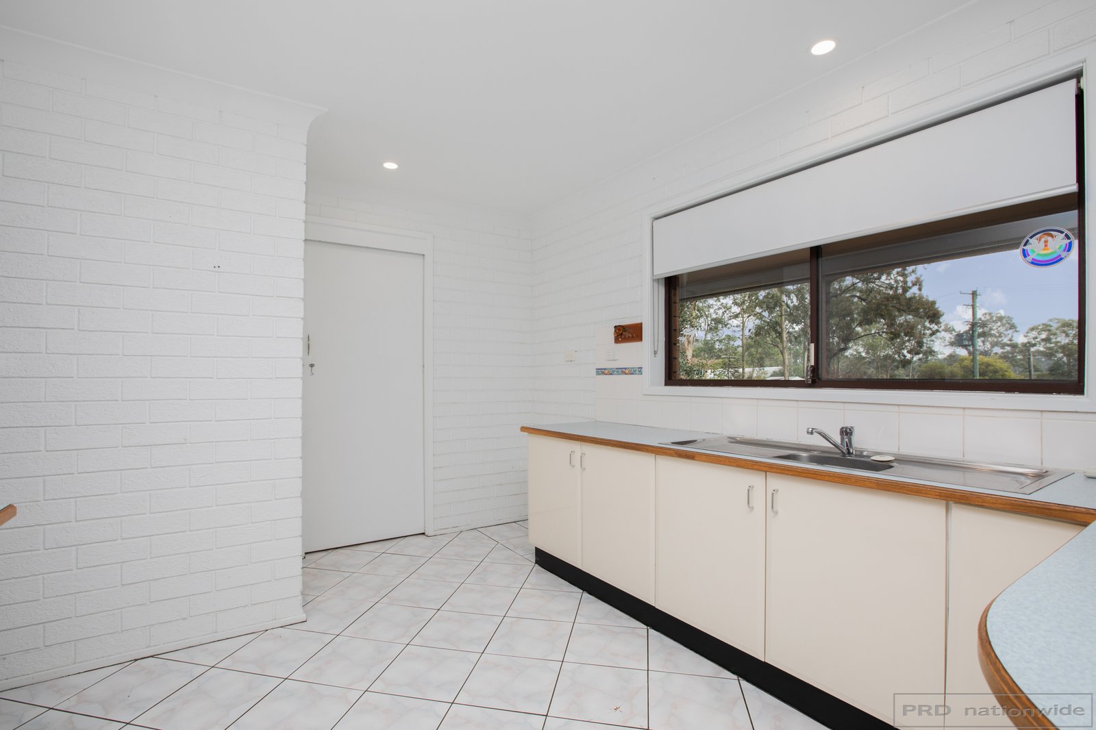 22 Wakehurst Crescent METFORD 12