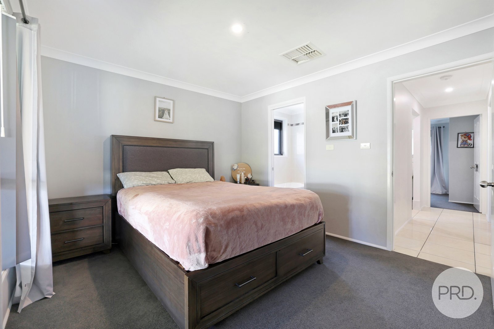 22 Warburton Drive TAMWORTH 11