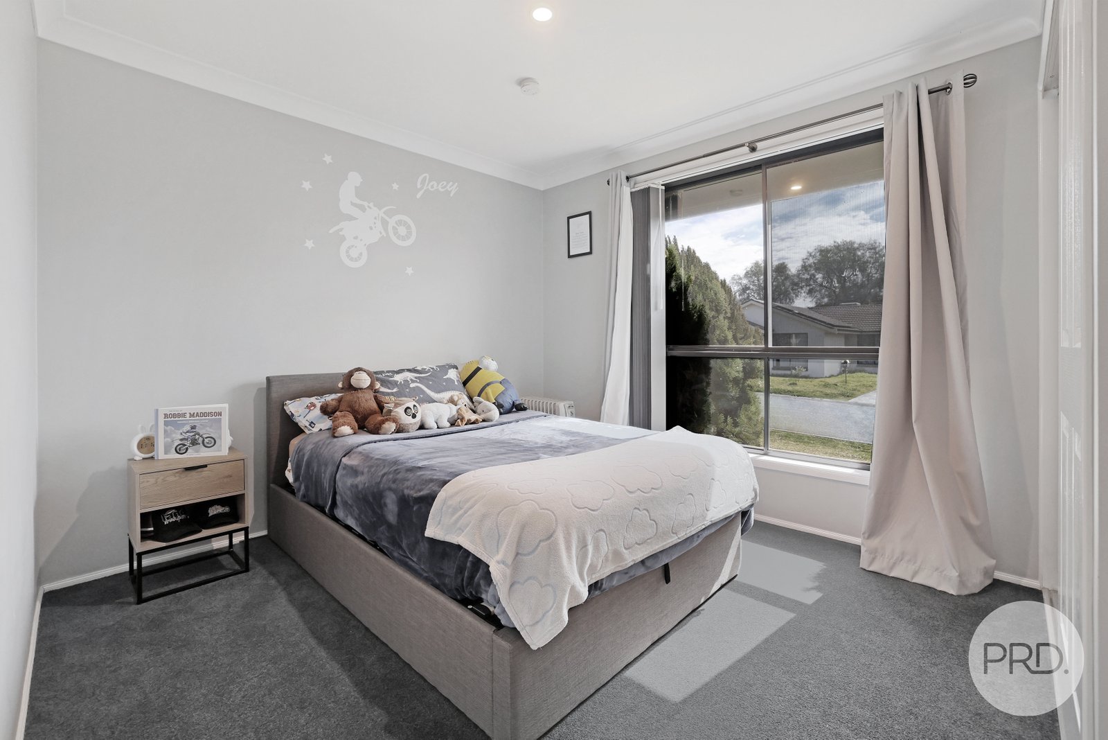 22 Warburton Drive TAMWORTH 15