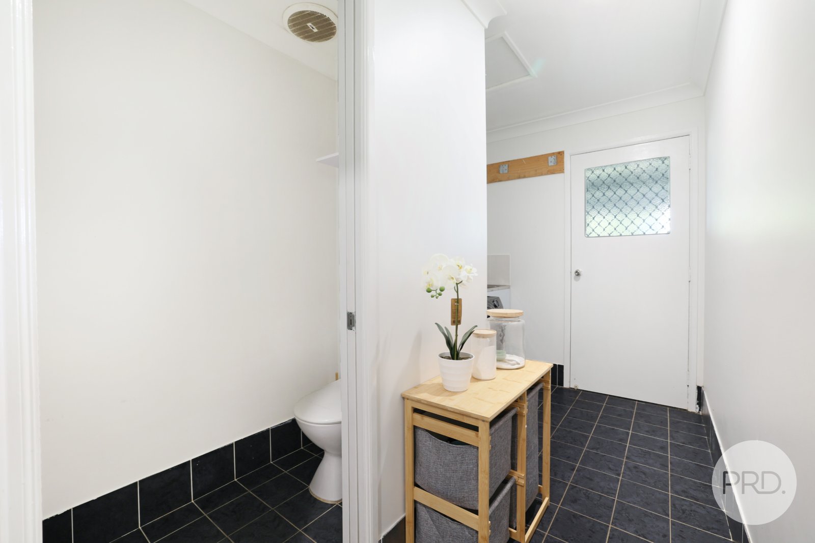 22 Warburton Drive TAMWORTH 16