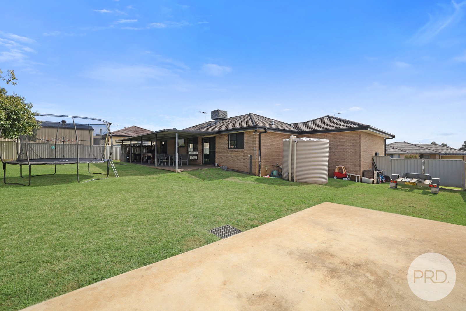 22 Warburton Drive TAMWORTH 20