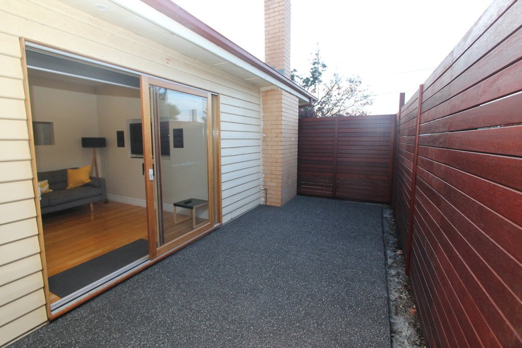 22 Water Street BROWN HILL 15