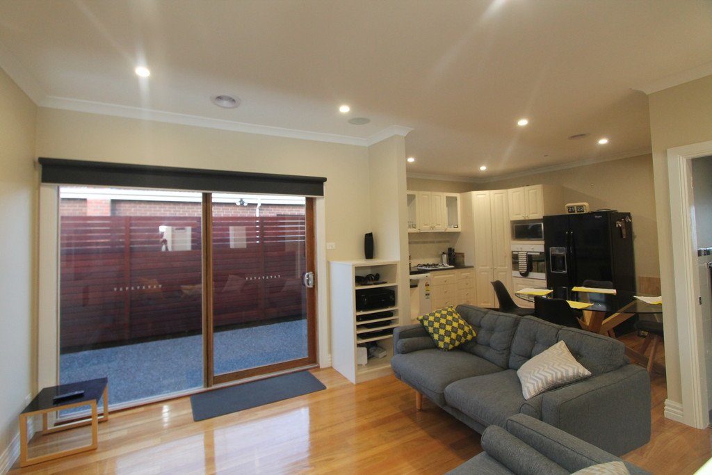 22 Water Street BROWN HILL 19