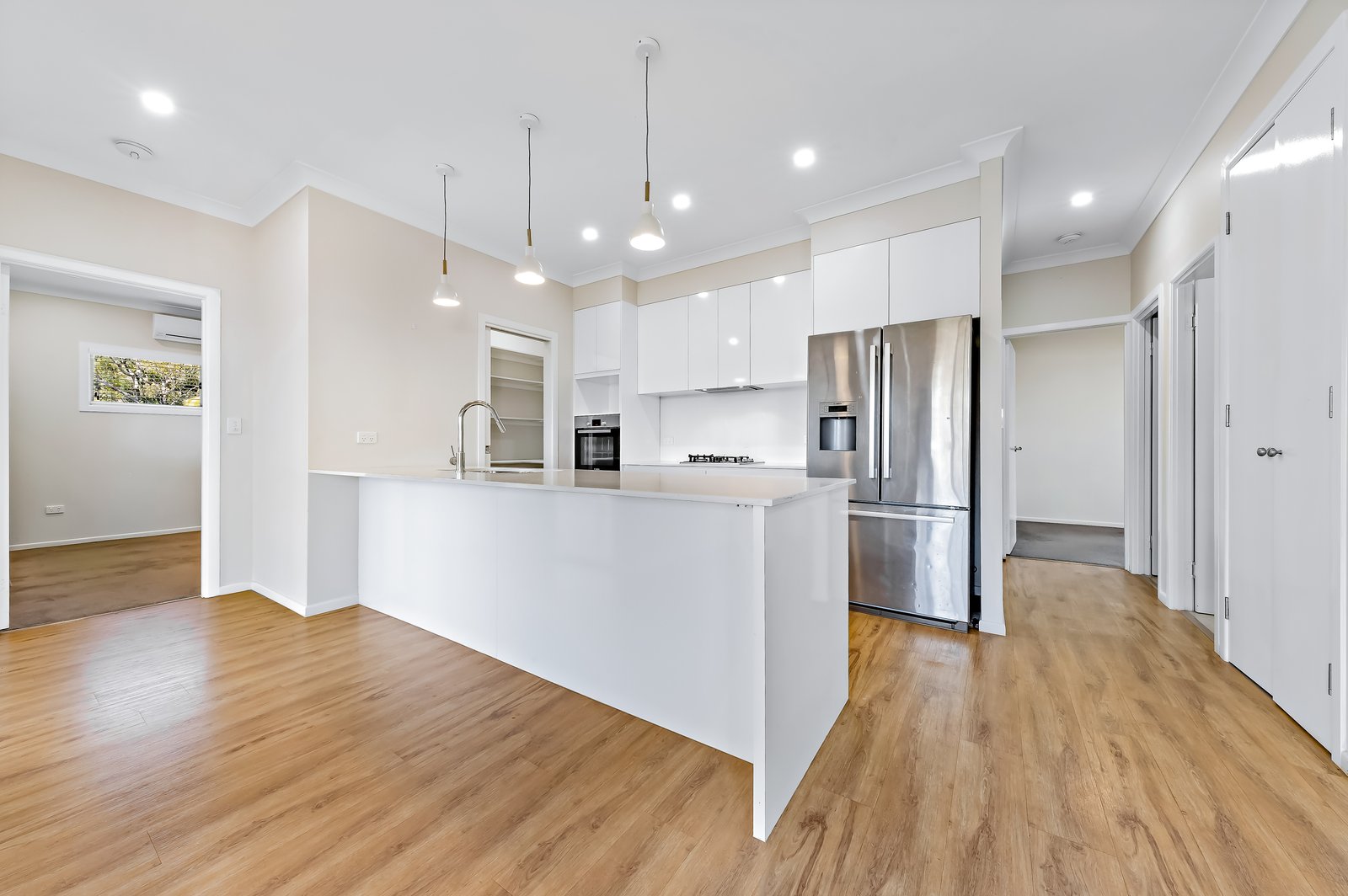 22 Waterson Way AIRLIE BEACH 3