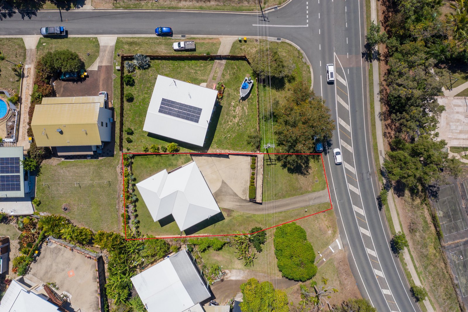 22 Waterson Way AIRLIE BEACH 11