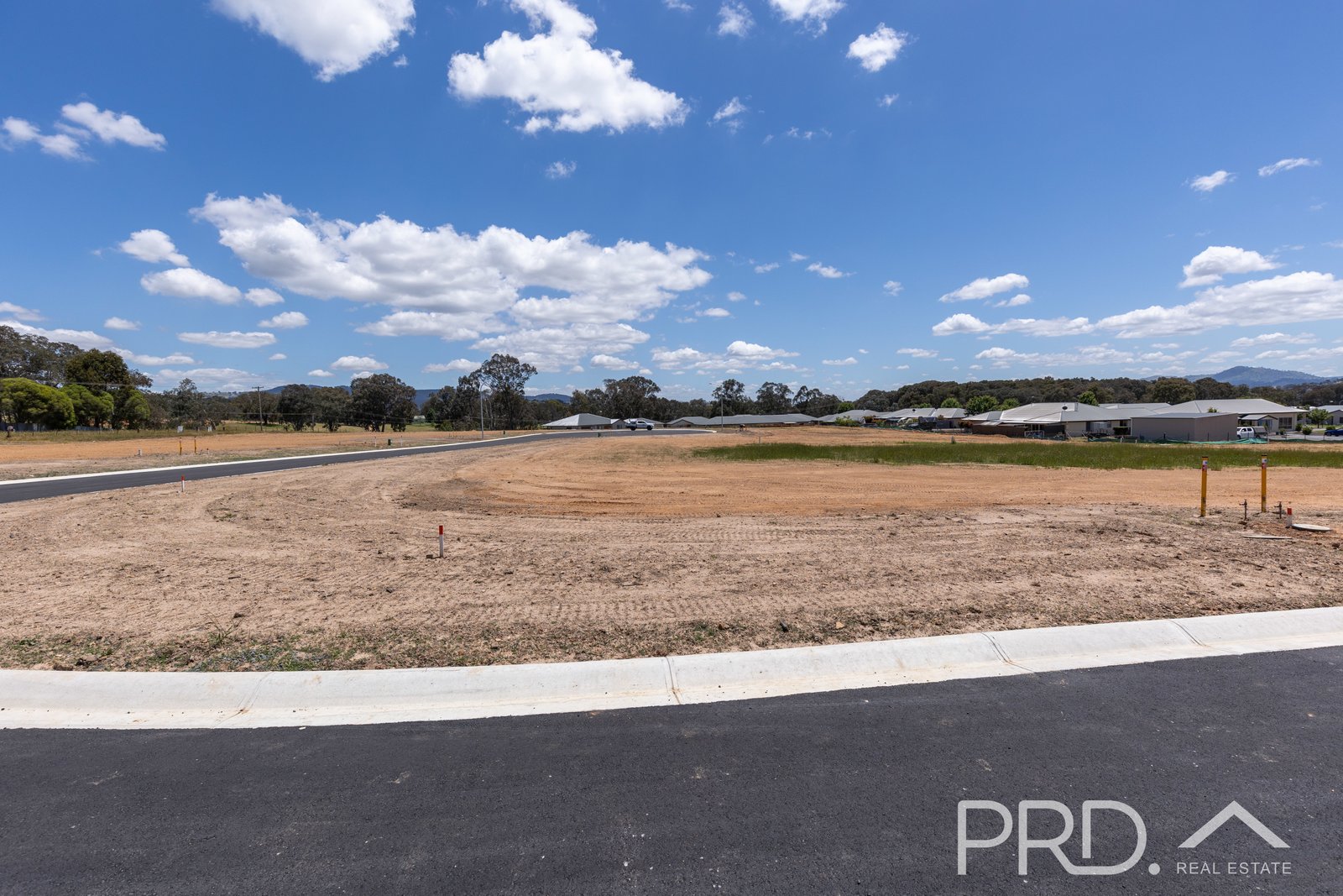 22 Weeden Place TUMUT 1