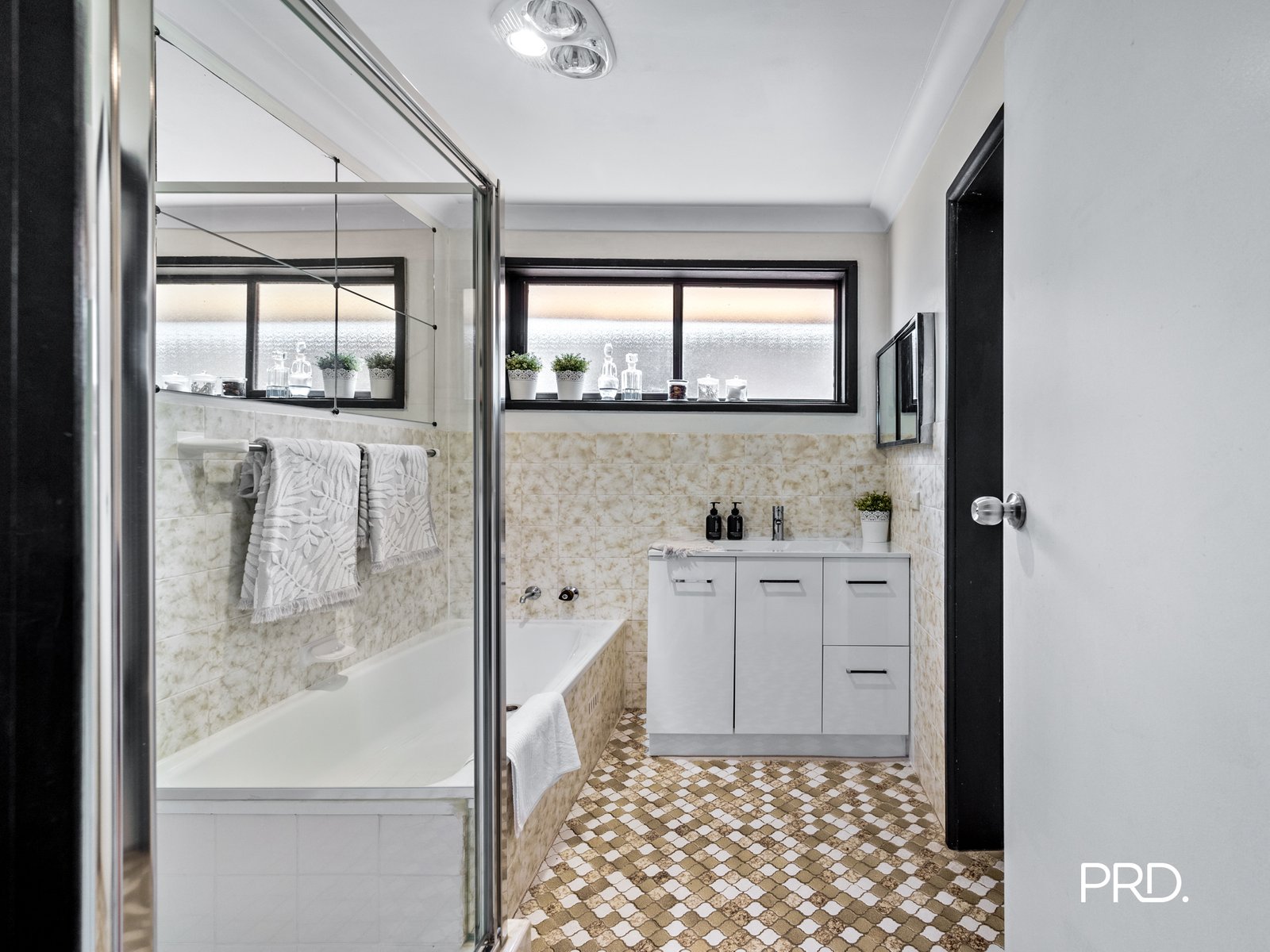 22 Wembley Avenue CAMBRIDGE PARK 10