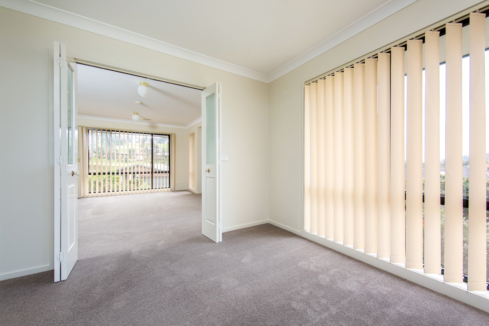 22 Whernside Drive WODONGA 5