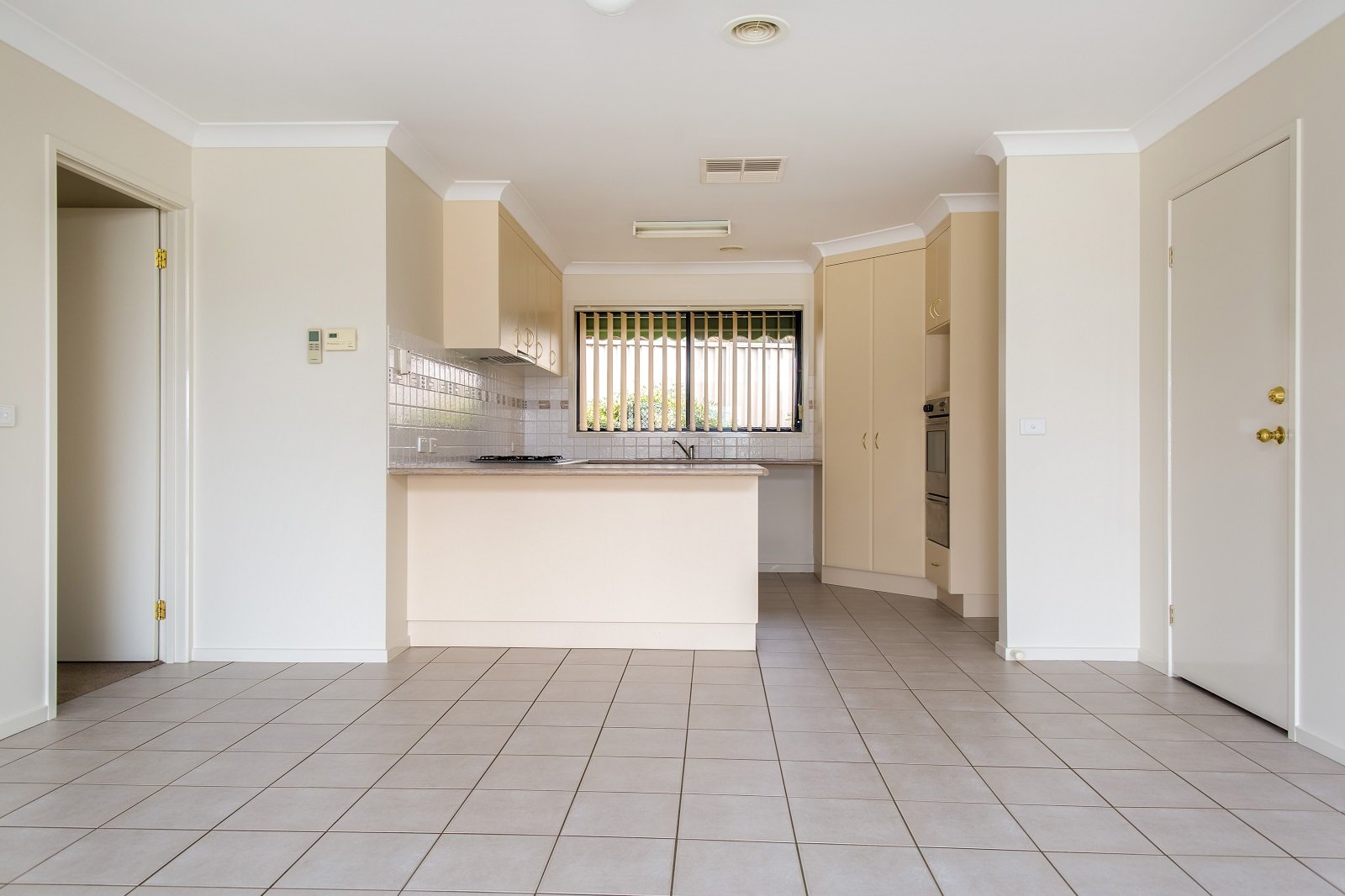 22 Whernside Drive WODONGA 6