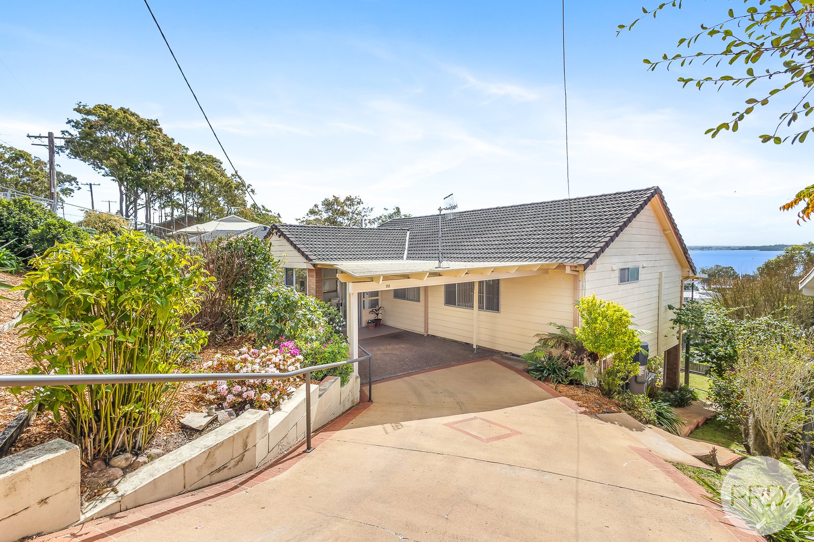22 Whitbread Drive LEMON TREE PASSAGE 1