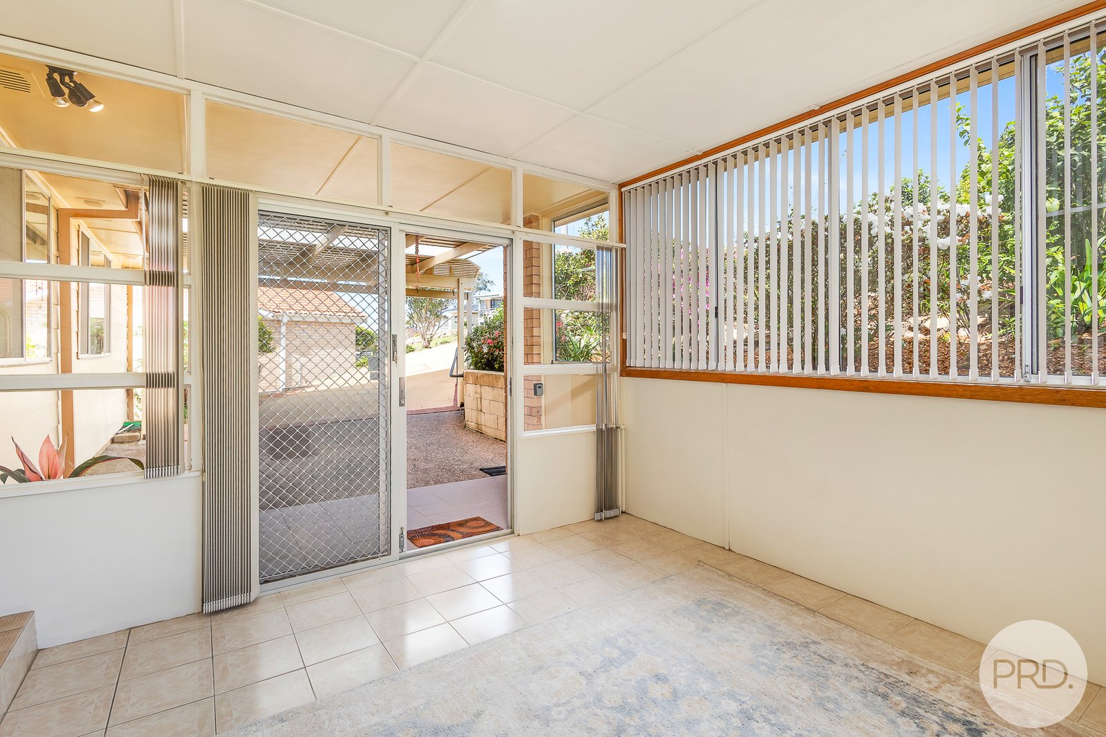 22 Whitbread Drive LEMON TREE PASSAGE 18