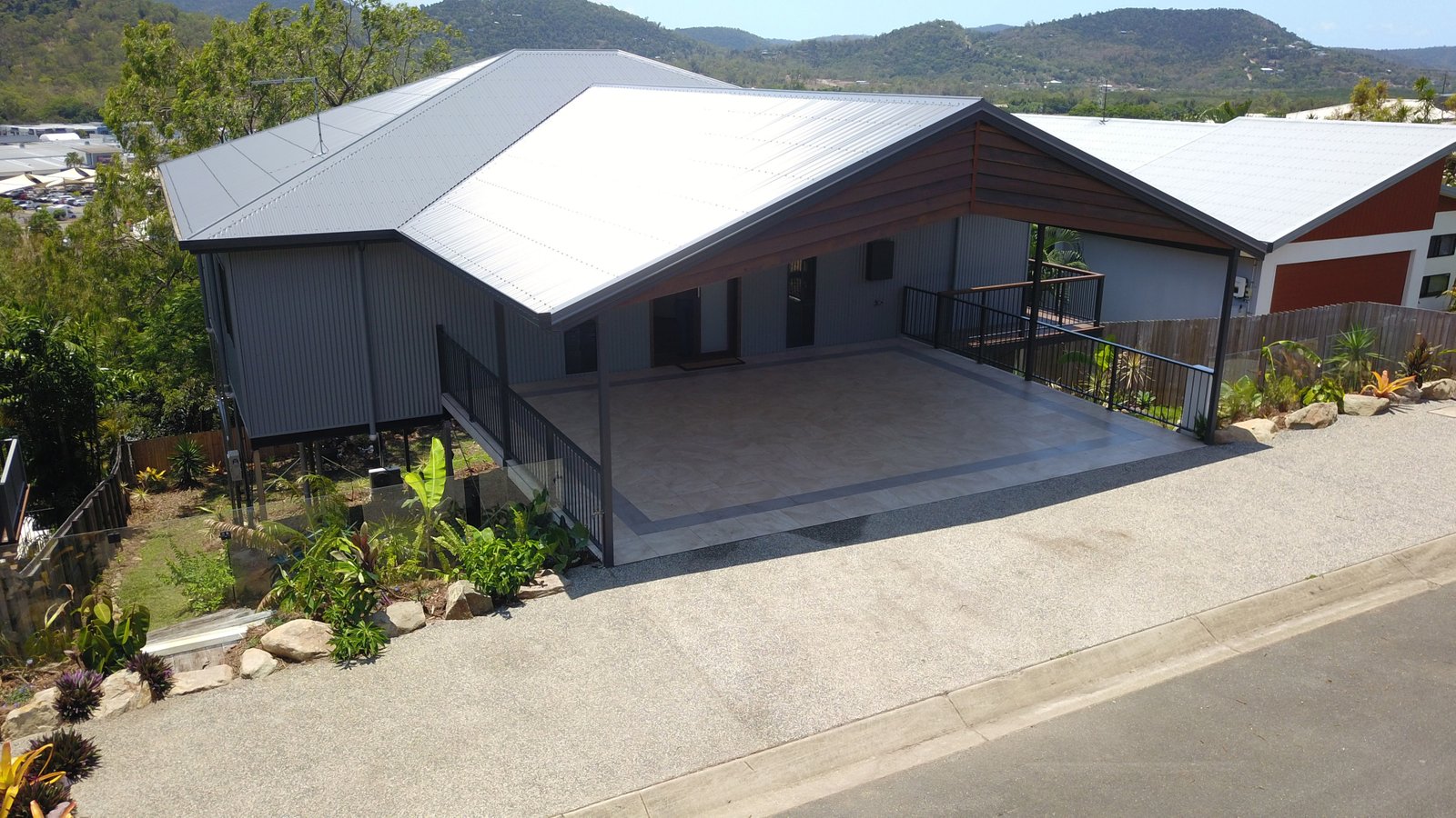 22 Whitehaven Cres  CANNONVALE 17