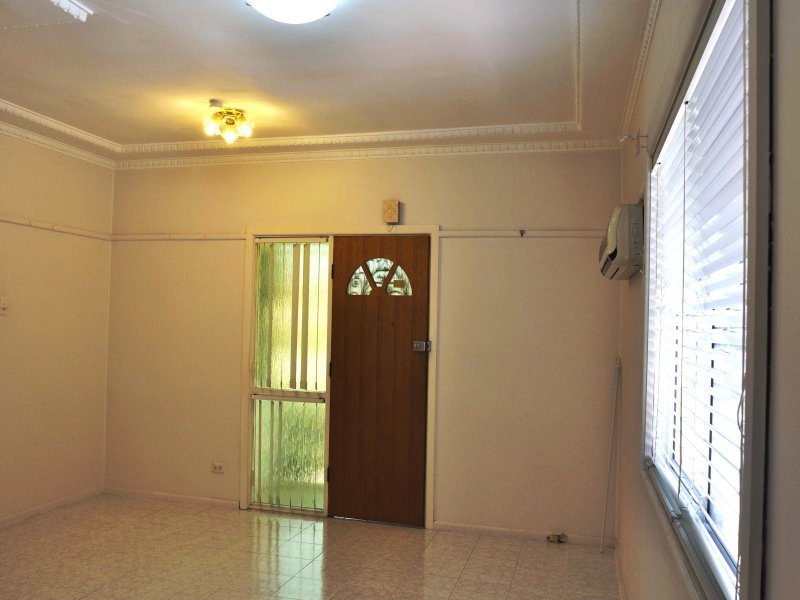 22 Wiruna Crescent NARWEE 4