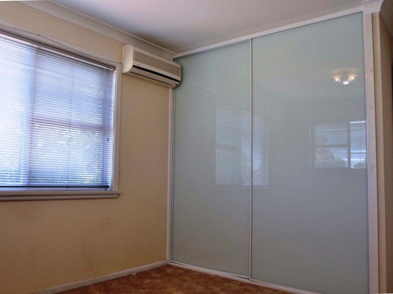 22 Wiruna Crescent NARWEE 6